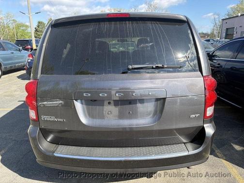 Granite Pearlcoat 2017 Dodge Grand Caravan GT