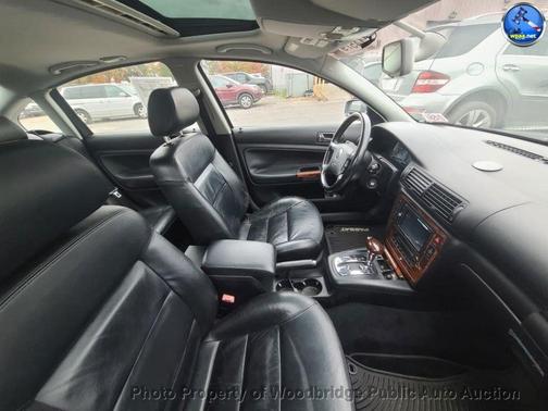 2003 Volkswagen Passat GLX V6