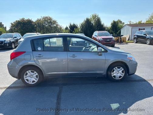 2012 Nissan Versa 1.8 S