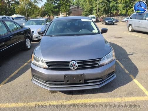 Platinum Gray Metallic 2015 Volkswagen Jetta 2.0L S