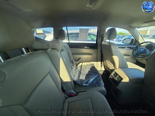 2018 Volkswagen Atlas 3.6L SE w/Technology