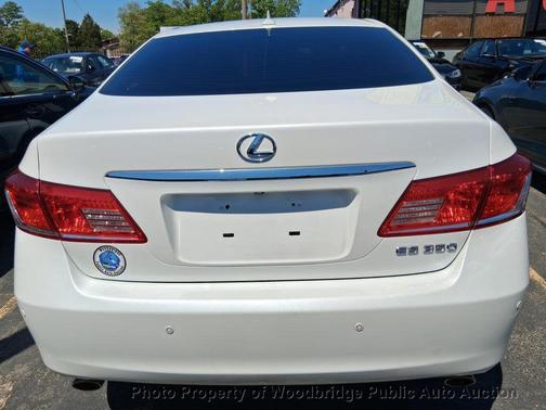 White 2011 Lexus ES 350 Base