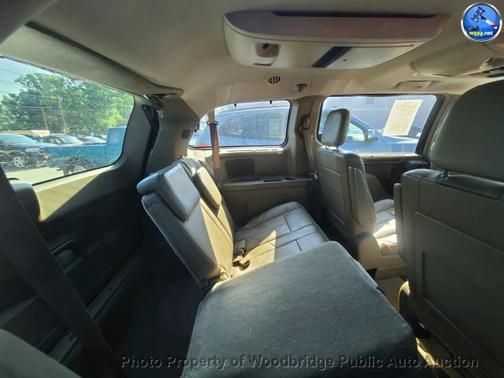 Sapphire Crystal Met Clearcoat 2011 Chrysler Town & Country Limited