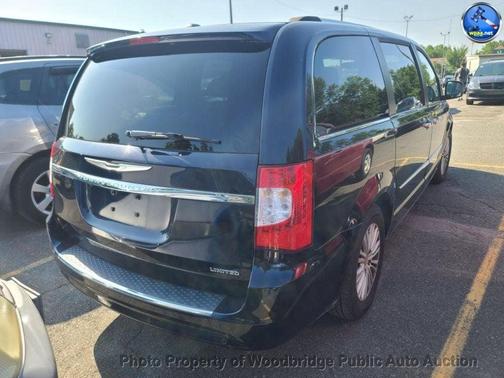 Sapphire Crystal Met Clearcoat 2011 Chrysler Town & Country Limited