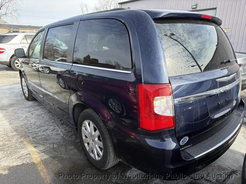 2015 Chrysler Town & Country Touring