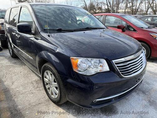 2015 Chrysler Town & Country Touring