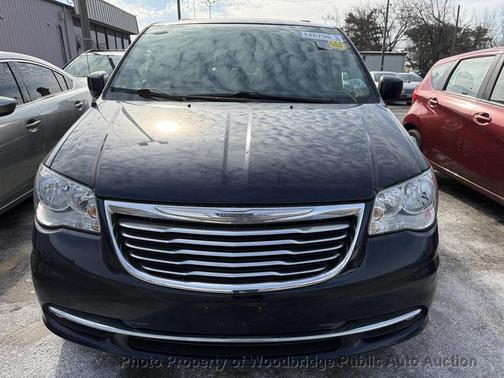 2015 Chrysler Town & Country Touring