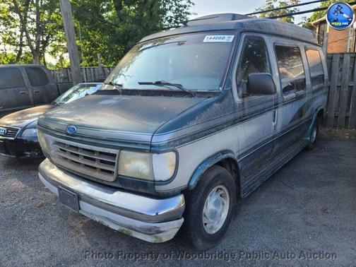 1995 Ford E150 Base