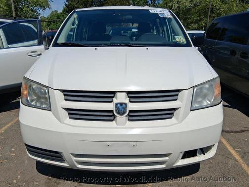 Stone White Clearcoat 2010 Dodge Grand Caravan SE