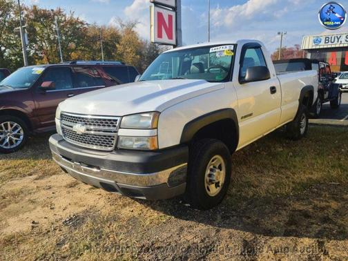 2005 Chevrolet Silverado 2500 Work Truck