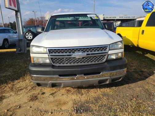 2005 Chevrolet Silverado 2500 Work Truck