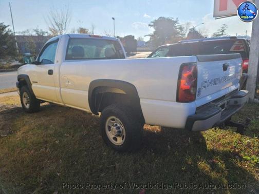 2005 Chevrolet Silverado 2500 Work Truck