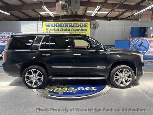 2015 Cadillac Escalade Luxury