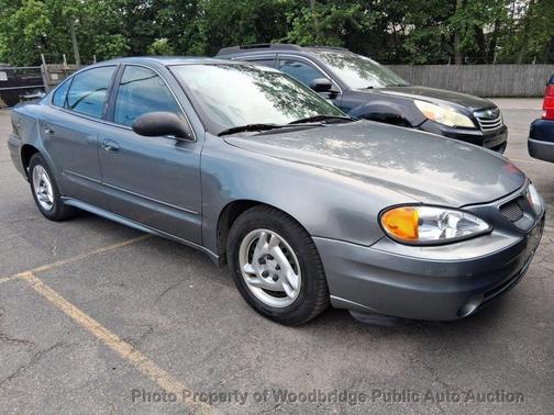 Graystone Metallic 2004 Pontiac Grand Am SE