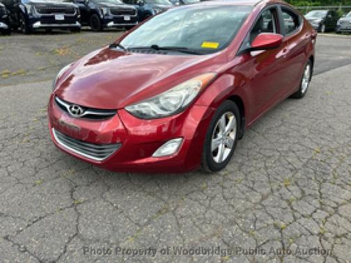 Red 2013 Hyundai ELANTRA GLS