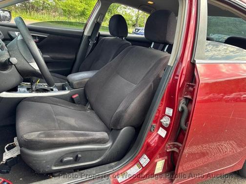 Cayenne Red Metallic 2013 Nissan Altima 2.5 S