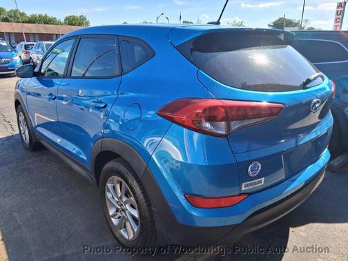 Caribbean Blue 2017 Hyundai TUCSON SE