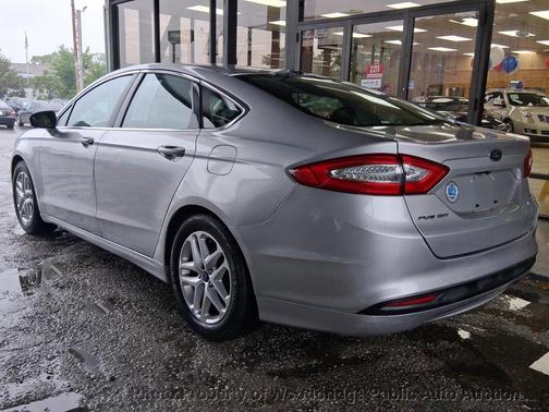Ingot Silver 2016 Ford Fusion SE