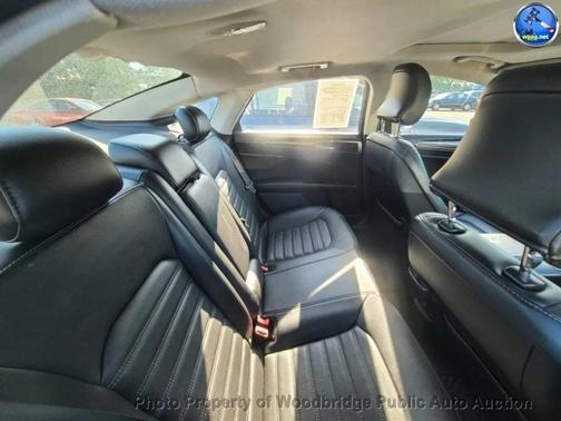Ingot Silver 2016 Ford Fusion SE