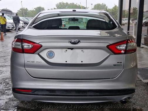 Ingot Silver 2016 Ford Fusion SE