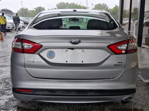 Ingot Silver 2016 Ford Fusion SE