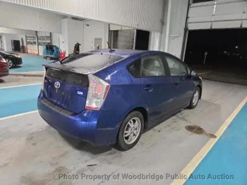 2010 Toyota Prius III