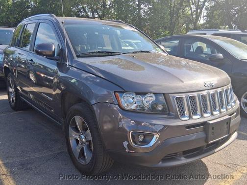 Granite Crystal Metallic Clearcoat 2017 Jeep Compass High Altitude