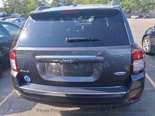 Granite Crystal Metallic Clearcoat 2017 Jeep Compass High Altitude