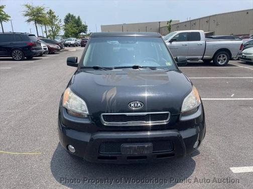 2010 Kia Soul +