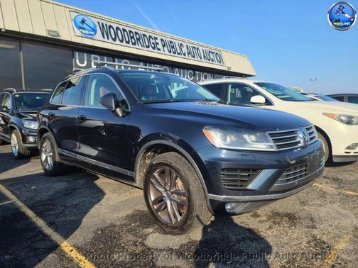 2015 Volkswagen Touareg TDI Lux