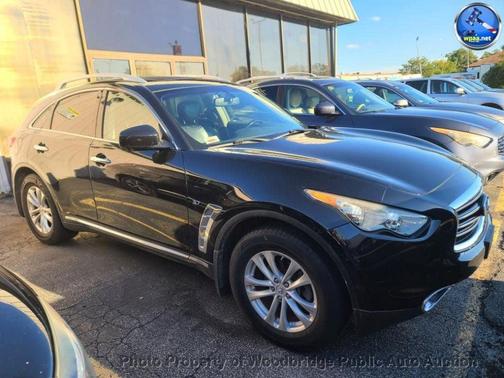 Black 2015 INFINITI QX70 Base