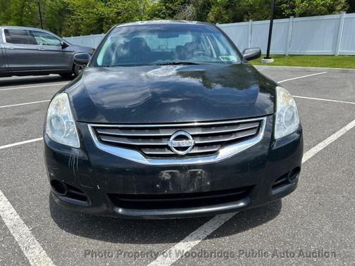 Super Black 2010 Nissan Altima 2.5 S