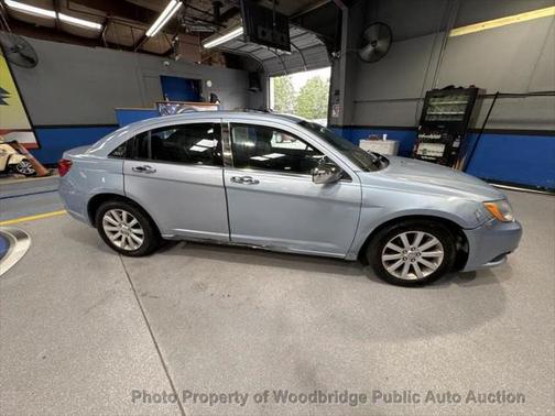 2012 Chrysler 200 Touring