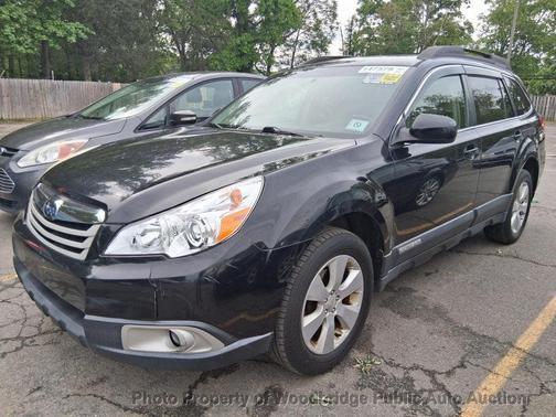 Crystal Black Silica 2010 Subaru Outback 2.5 i Premium