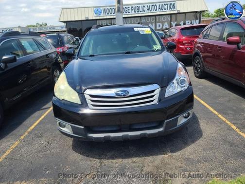 Crystal Black Silica 2010 Subaru Outback 2.5 i Premium