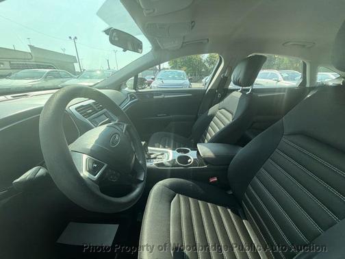 Ingot Silver 2013 Ford Fusion SE