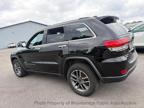 Diamond Black Crystal Pearlcoat 2020 Jeep Grand Cherokee Limited