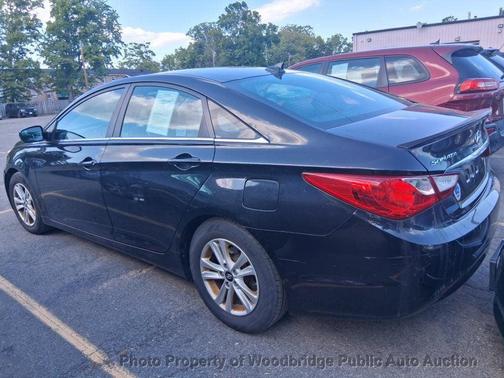 Midnight Black Mica 2013 Hyundai SONATA GLS