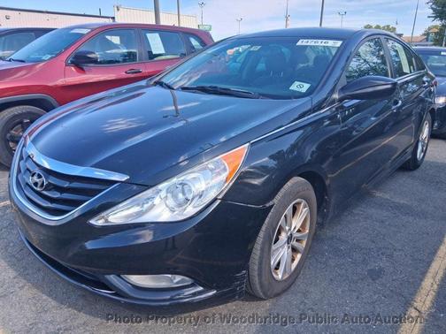 Midnight Black Mica 2013 Hyundai SONATA GLS