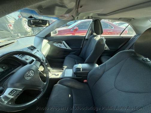 Classic Silver Metallic 2008 Toyota Camry SE