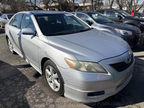 Classic Silver Metallic 2008 Toyota Camry SE