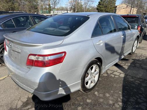 Classic Silver Metallic 2008 Toyota Camry SE