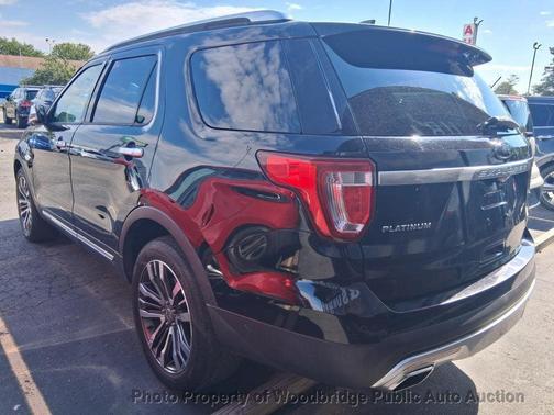 Shadow Black 2016 Ford Explorer Platinum