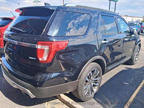 Shadow Black 2016 Ford Explorer Platinum