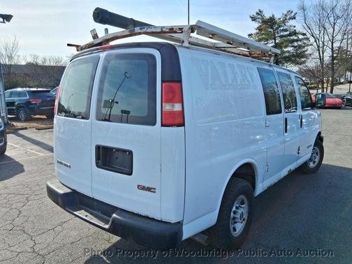 2006 GMC Savana 2500 Base