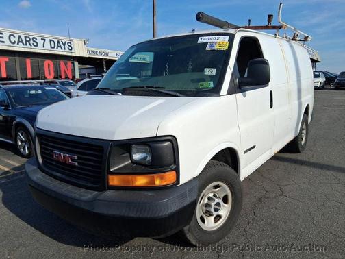 2006 GMC Savana 2500 Base