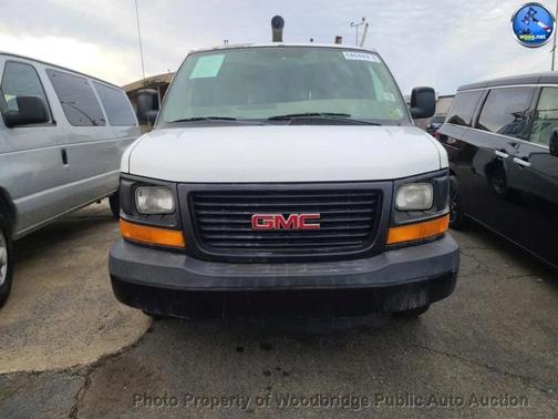 2006 GMC Savana 2500 Base
