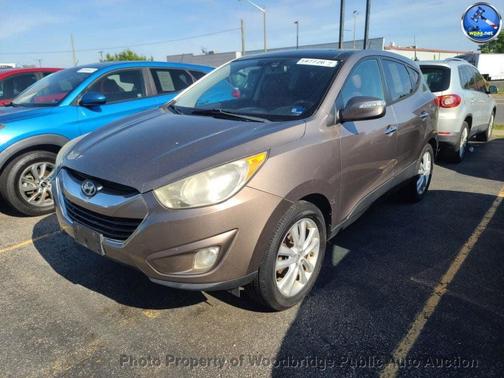 Chai Bronze 2011 Hyundai TUCSON Limited