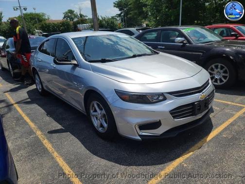Silver Ice Metallic 2016 Chevrolet Malibu LS