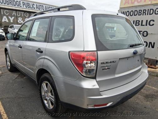 Silver 2011 Subaru Forester 2.5 X